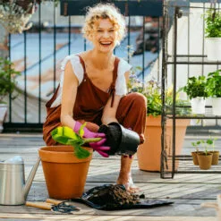 Relaxdays Serre Pour Balcon, Bâche En PVC, Structure En Acier, 3étagères, HxLxP : 126 X 59 X 37 cm; Noir/transparent -Serre de jardin Boutique 61314034 4