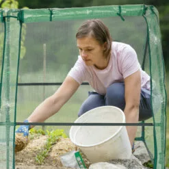 Relaxdays, Serre Avec Bâche, Deux Portes, Toit Pointu, Abri En PE, H X L X P : 90 X 180 X 90 cm, Vert -Serre de jardin Boutique 61314341 4